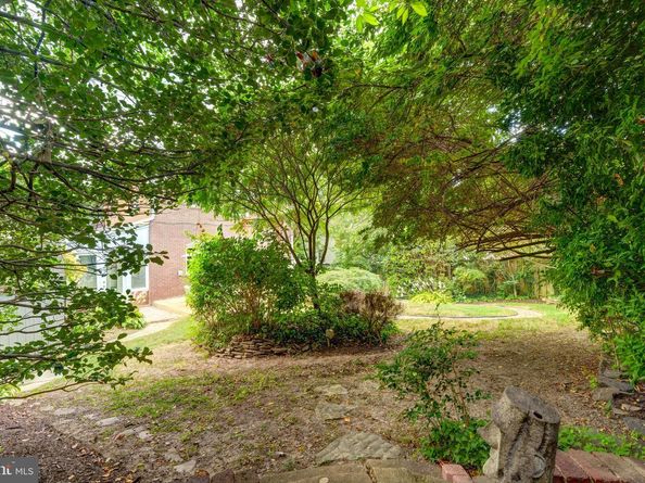 4841 1st Street S, Arlington VA 22204