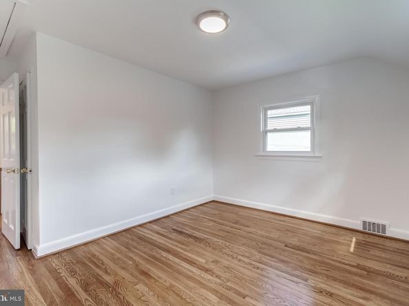 4841 1st Street S, Arlington VA 22204