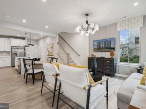 2157 Glacier Road, Herndon VA 20170