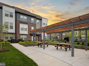 2157 Glacier Road, Herndon VA 20170