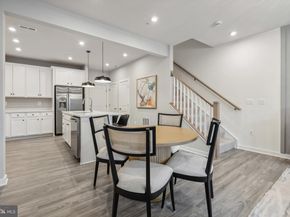 2157 Glacier Road, Herndon VA 20170