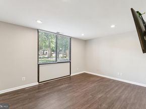 527 N Armistead Street 101, Alexandria VA 22312