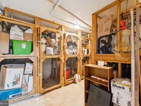 527 N Armistead Street 101, Alexandria VA 22312