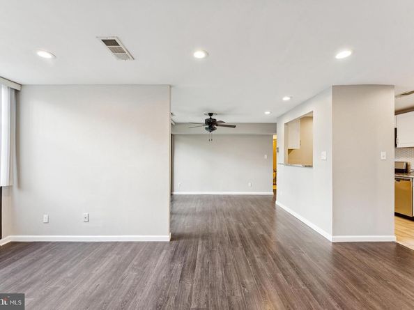 527 N Armistead Street 101, Alexandria VA 22312