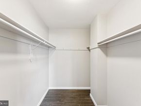 527 N Armistead Street 101, Alexandria VA 22312