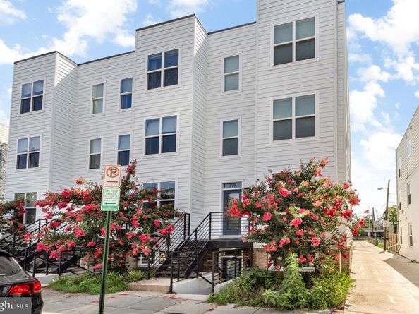 719 18TH Street NE 7191, Washington DC 20002