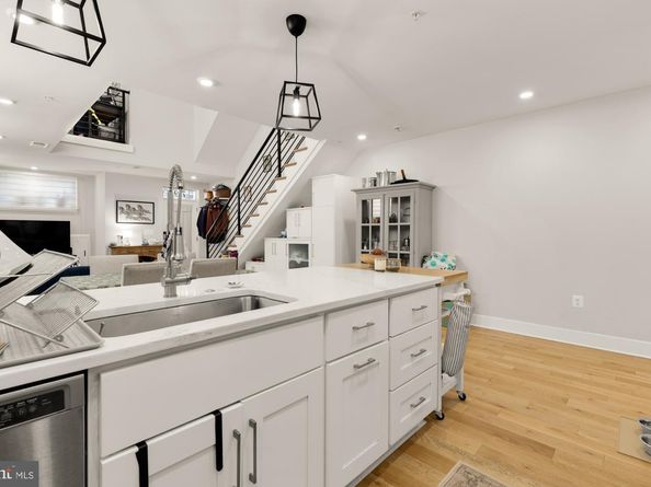 719 18TH Street NE 7191, Washington DC 20002