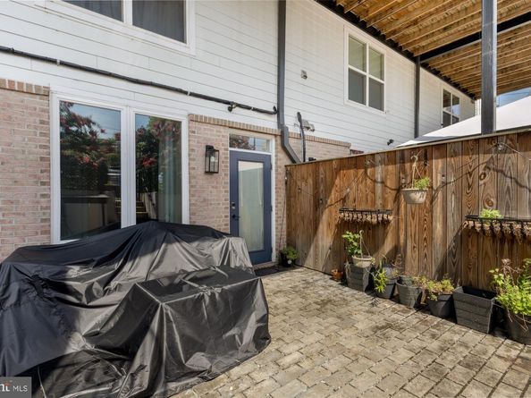 719 18TH Street NE 7191, Washington DC 20002