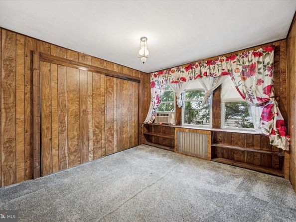 326 Powell Road, Springfield PA 19064
