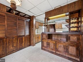 326 Powell Road, Springfield PA 19064