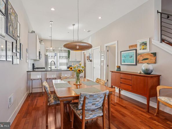 2567 E Thompson Street, Philadelphia PA 19125