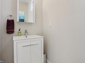 2567 E Thompson Street, Philadelphia PA 19125