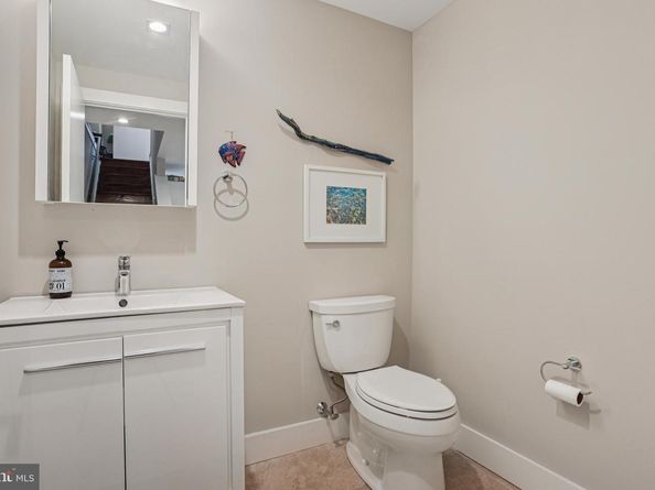 2567 E Thompson Street, Philadelphia PA 19125