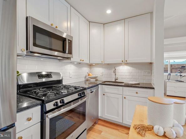 1514 Newton Street NW 302, Washington DC 20010