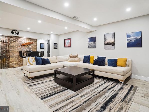 1015 Duke Street, Alexandria VA 22314