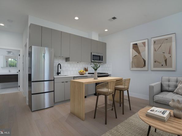 705 Irving Street NW 202, Washington DC 20010