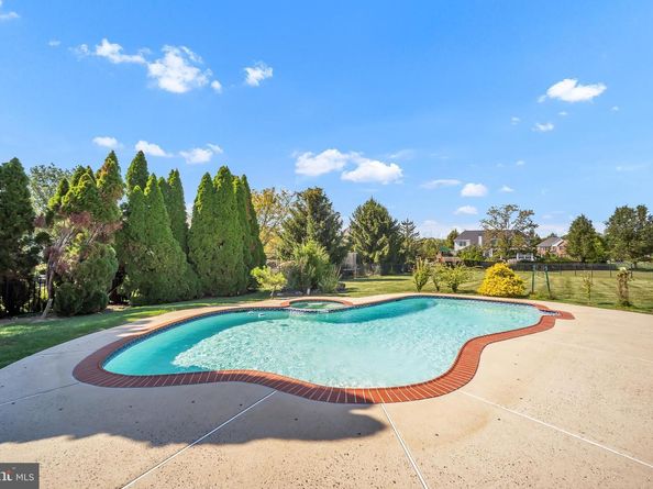 15 Dover Place, Southampton PA 18966
