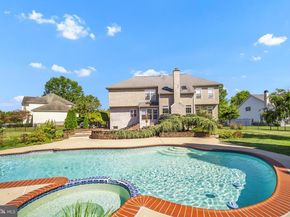 15 Dover Place, Southampton PA 18966