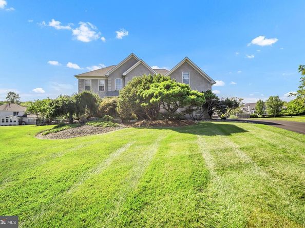 15 Dover Place, Southampton PA 18966