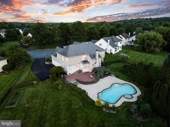 15 Dover Place, Southampton PA 18966