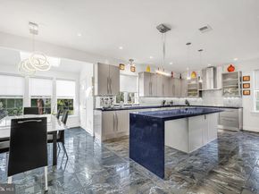 15 Dover Place, Southampton PA 18966