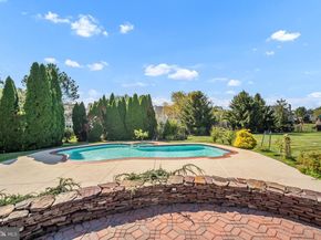 15 Dover Place, Southampton PA 18966
