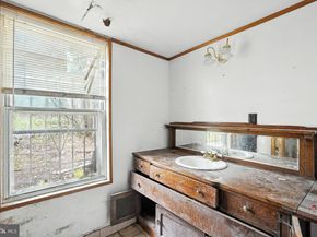 419 W Clapier Street, Philadelphia PA 19144