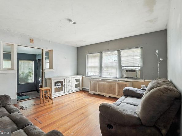 419 W Clapier Street, Philadelphia PA 19144