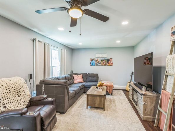 414 Delaware Avenue, Croydon PA 19021