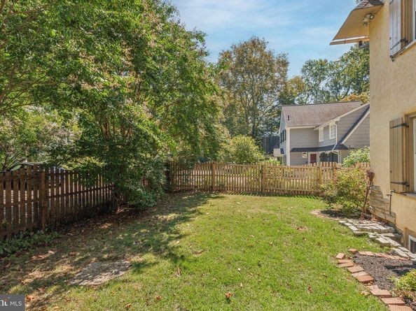 651 N Chester Road, Swarthmore PA 19081