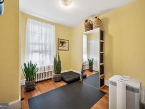 124 E Chestnut Hill Avenue, Philadelphia PA 19118