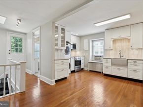 124 E Chestnut Hill Avenue, Philadelphia PA 19118