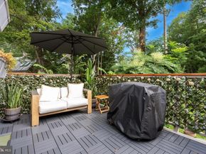 124 E Chestnut Hill Avenue, Philadelphia PA 19118