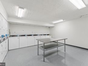 2400 41st Street NW 513, Washington DC 20007
