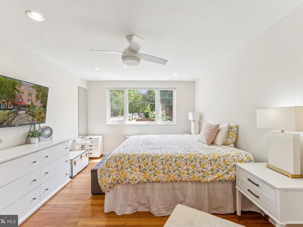 2400 41st Street NW 513, Washington DC 20007