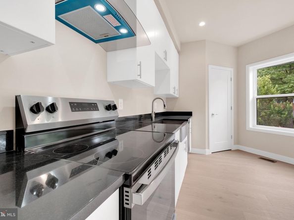 854 Xenia Street SE 102, Washington DC 20032