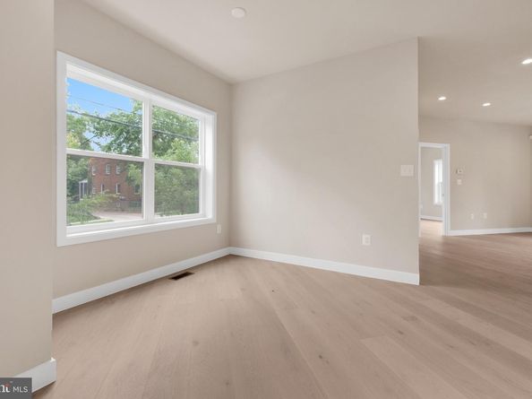 854 Xenia Street SE 102, Washington DC 20032