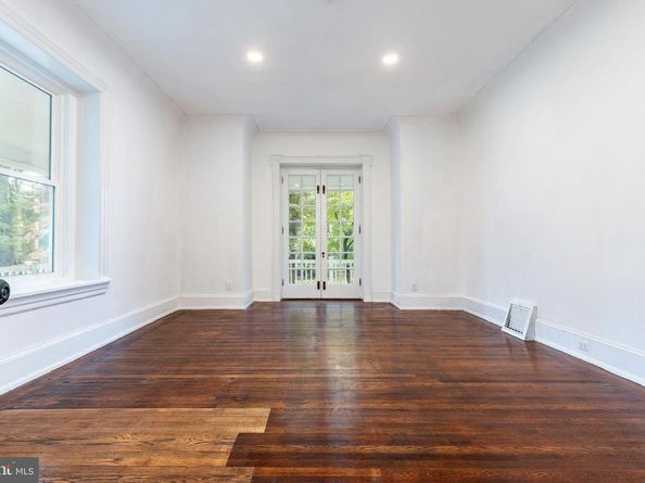 6623 Mccallum Street, Philadelphia PA 19119