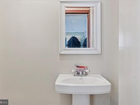 1624 S 8TH Street, Philadelphia PA 19148