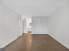 1919 Chestnut Street 2004, Philadelphia PA 19103