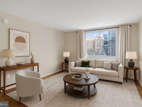 1919 Chestnut Street 2004, Philadelphia PA 19103