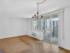 1919 Chestnut Street 2004, Philadelphia PA 19103
