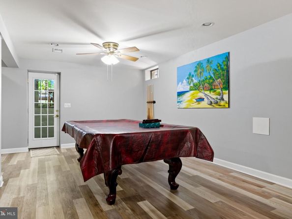 13104 Meadow Hall, Herndon VA 20171