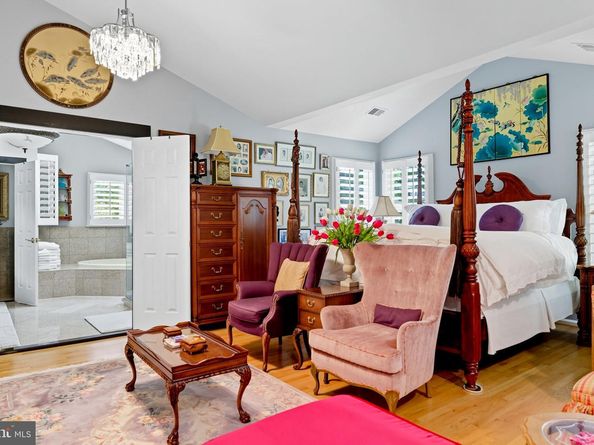 13104 Meadow Hall, Herndon VA 20171