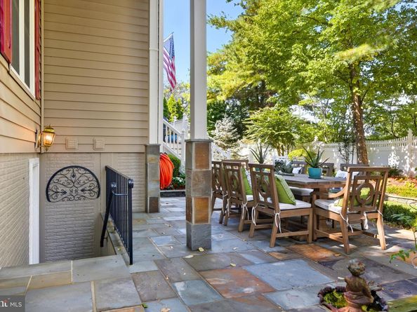 13104 Meadow Hall, Herndon VA 20171