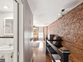 618 S 21st Street, Philadelphia PA 19146