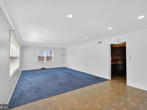 6939 Westmoreland Road, Falls Church VA 22042