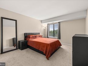 3100 S Manchester Street 813, Falls Church VA 22044