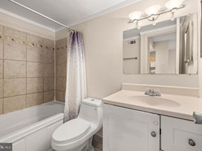 3100 S Manchester Street 813, Falls Church VA 22044