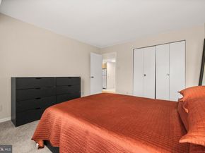 3100 S Manchester Street 813, Falls Church VA 22044